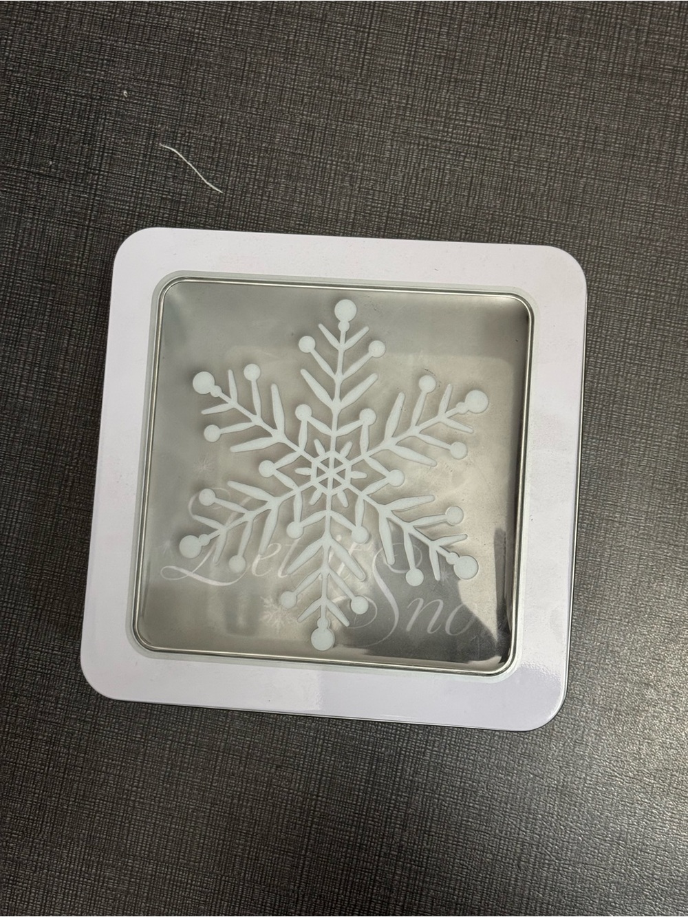 Snowflake Dessert or Trinket Tin - Silver & White